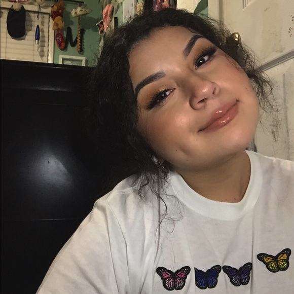 Meet your Posher, Mariah - Picture 1 of 1